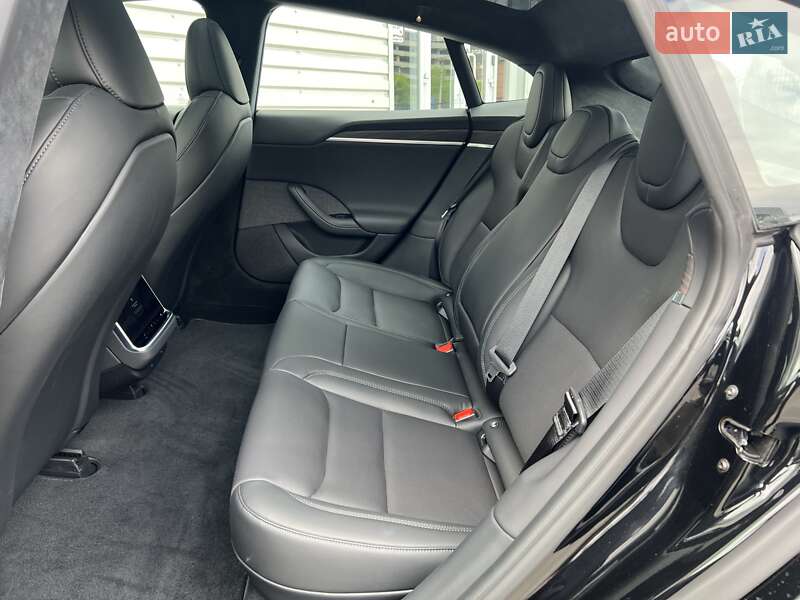 Ліфтбек Tesla Model S 2023 в Києві