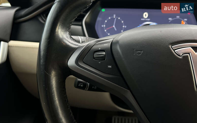 Лифтбек Tesla Model S 2019 в Львове фото 10 Лифтбек Tesla Model S 2019 в Львове