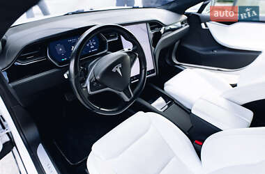 Лифтбек Tesla Model S 2020 в 