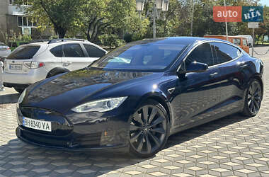 Tesla Model S 2013