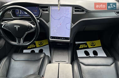 Лифтбек Tesla Model S 2018 в 