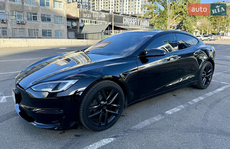 Лифтбек Tesla Model S 2022 в Киеве