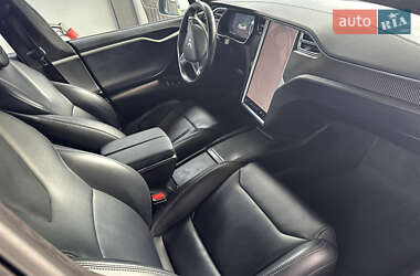 Лифтбек Tesla Model S 2018 в 