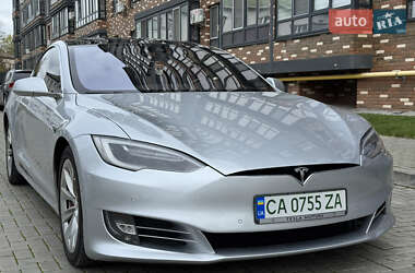 Tesla Model S 2016