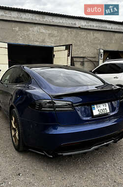 Ліфтбек Tesla Model S 2021 в 