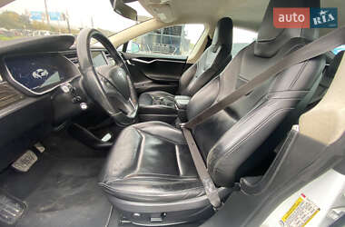 Лифтбек Tesla Model S 2015 в 