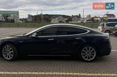 Лифтбек Tesla Model S 2014 в 
