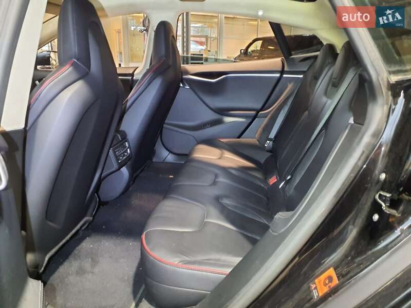 Ліфтбек Tesla Model S 2014 в Києві фото 3 Ліфтбек Tesla Model S 2014 в Києві