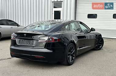 Лифтбек Tesla Model S 2021 в 