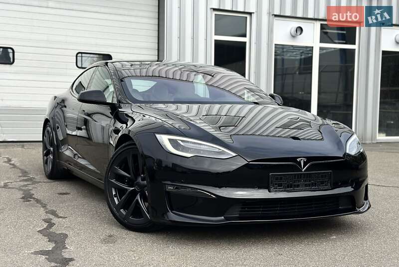 Лифтбек Tesla Model S 2021 в Киеве