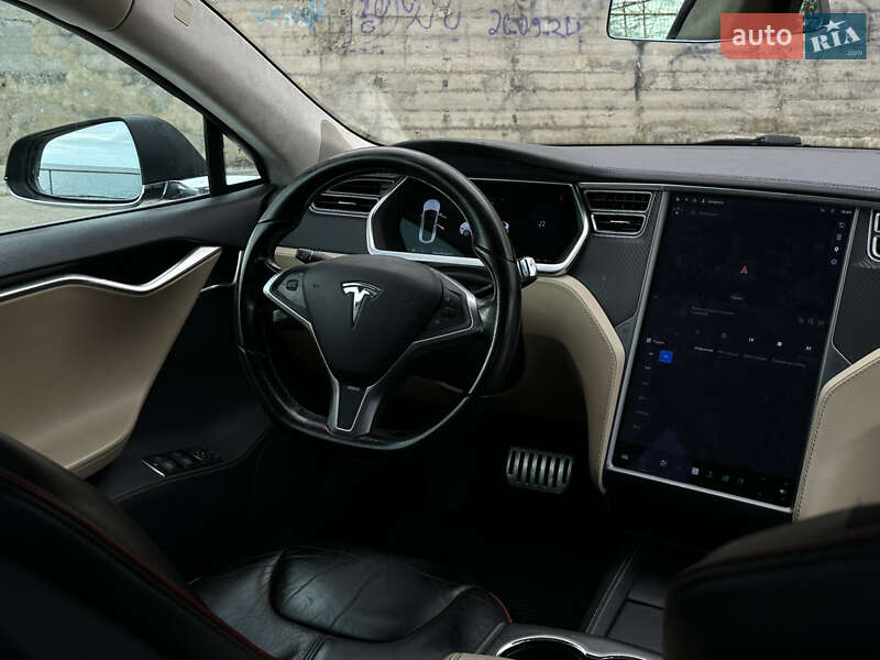 Лифтбек Tesla Model S 2013 в Одессе