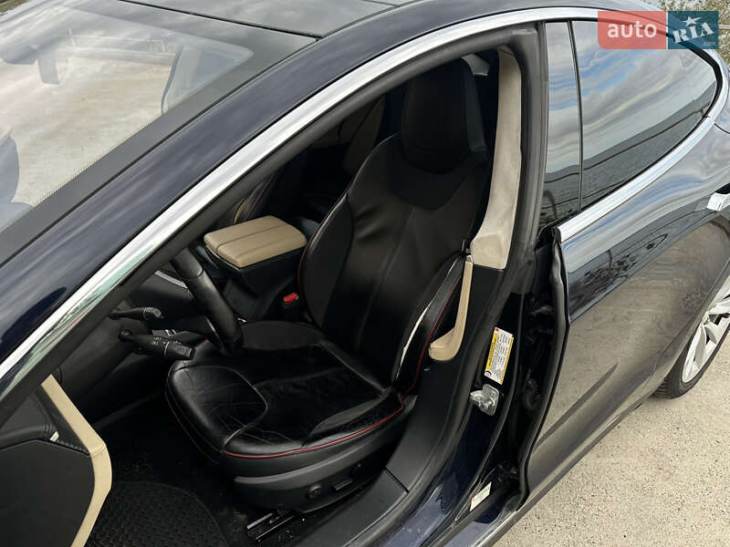 Лифтбек Tesla Model S 2013 в Одессе