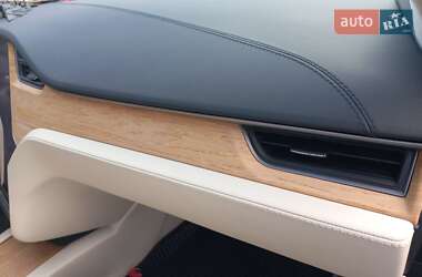 Ліфтбек Tesla Model S 2019 в Одесі