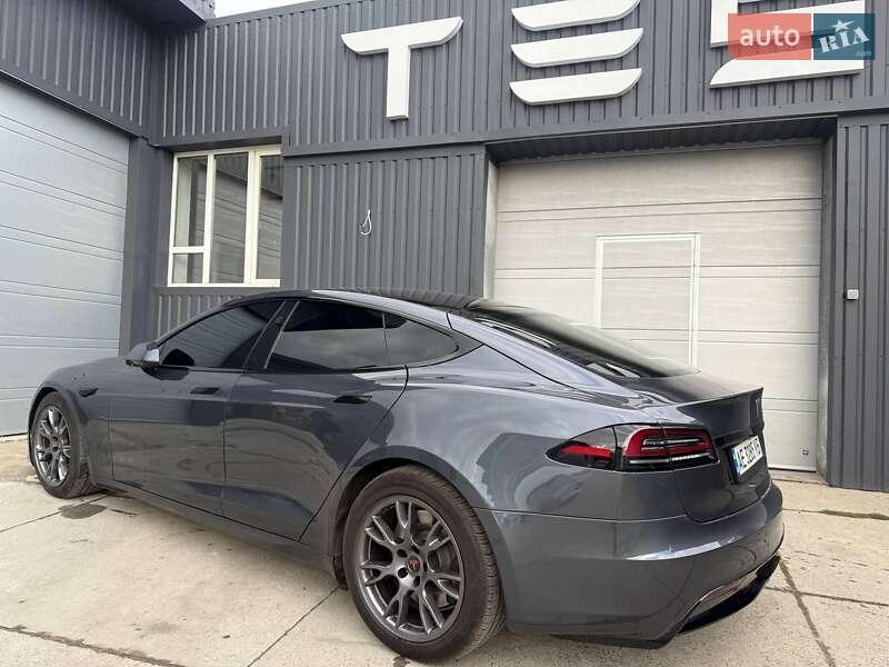 Лифтбек Tesla Model S 2022 в Днепре