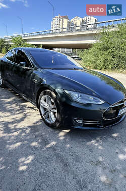 Ліфтбек Tesla Model S 2014 в Запоріжжі