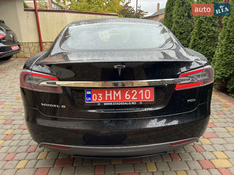 Лифтбек Tesla Model S 2015 в Львове фото 37 Лифтбек Tesla Model S 2015 в Львове