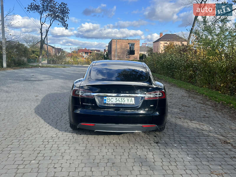 Лифтбек Tesla Model S 2015 в Львове фото 5 Лифтбек Tesla Model S 2015 в Львове