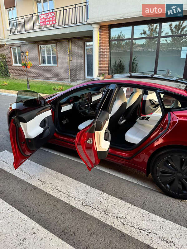 Ліфтбек Tesla Model S 2023 в Запоріжжі