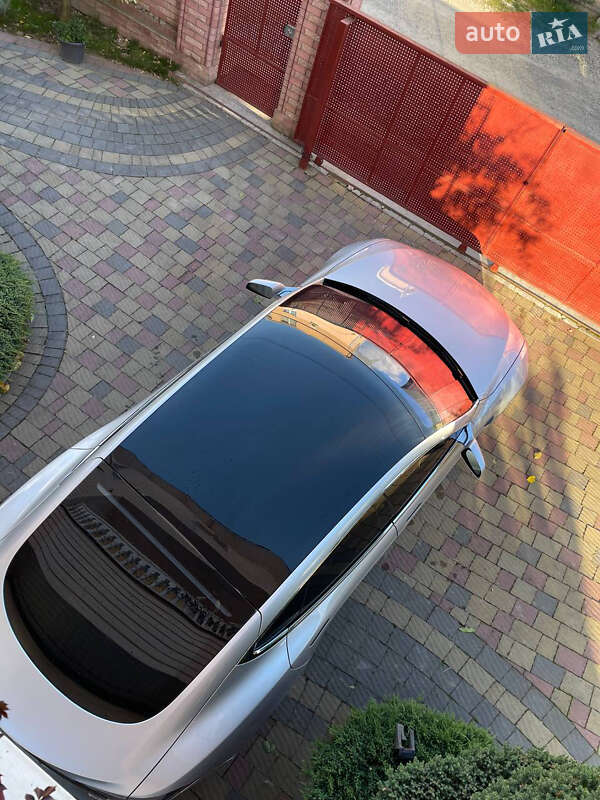 Лифтбек Tesla Model S 2018 в Ивано-Франковске