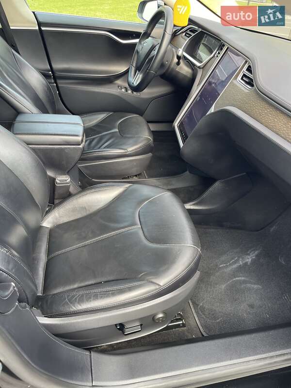 Ліфтбек Tesla Model S 2013 в Мукачевому фото 27 Ліфтбек Tesla Model S 2013 в Мукачевому