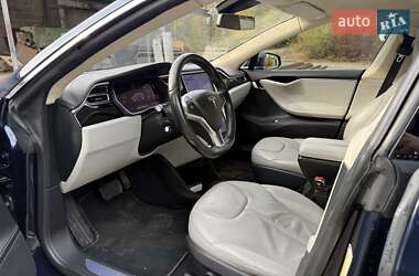 Лифтбек Tesla Model S 2015 в  фото 5 Лифтбек Tesla Model S 2015 в