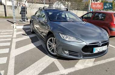 Лифтбек Tesla Model S 2013 в Львове