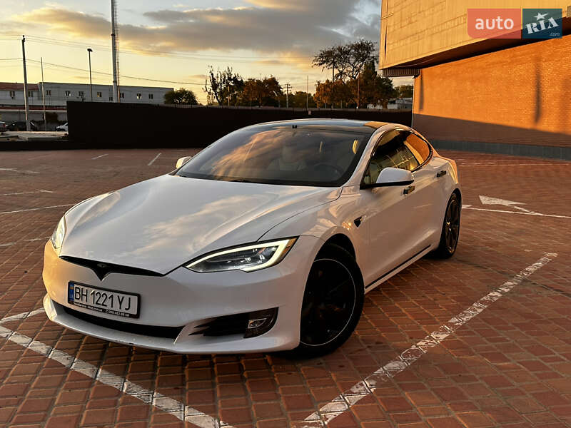 Ліфтбек Tesla Model S 2020 в Одесі фото 2 Ліфтбек Tesla Model S 2020 в Одесі