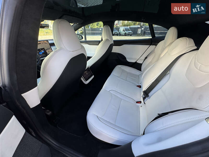 Ліфтбек Tesla Model S 2021 в Києві