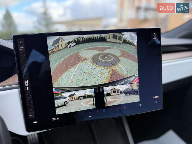 Лифтбек Tesla Model S 2024 в Дрогобыче