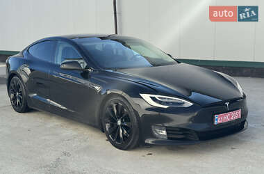 Лифтбек Tesla Model S 2016 в 