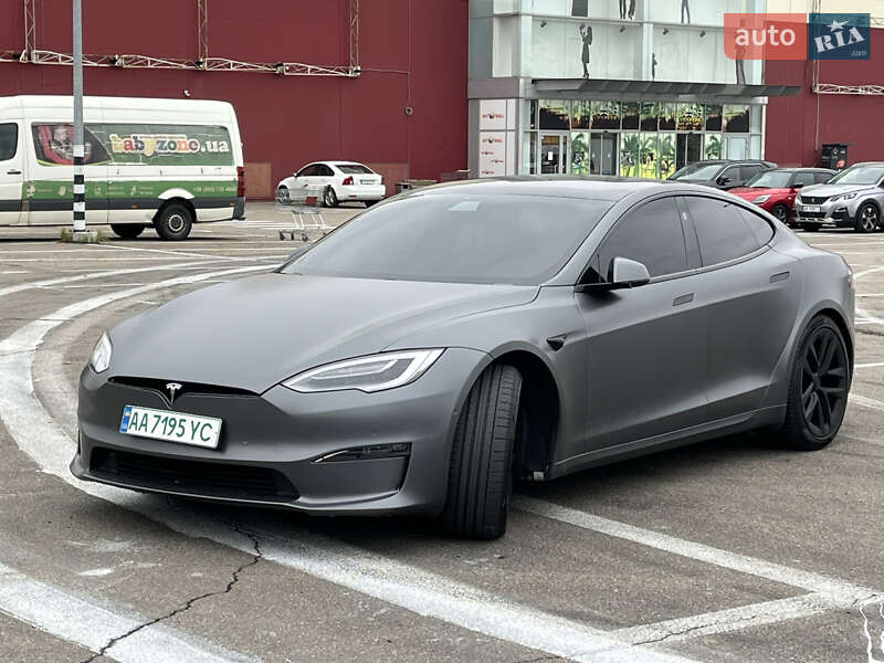 Ліфтбек Tesla Model S 2021 в Києві