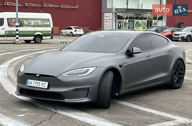 Лифтбек Tesla Model S 2021 в 