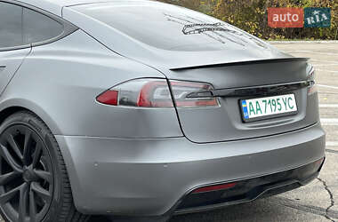 Лифтбек Tesla Model S 2021 в 