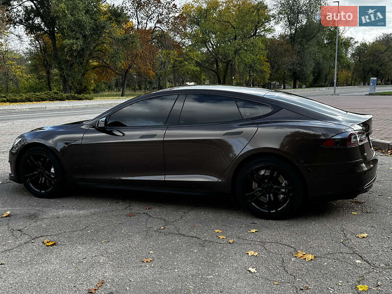 Лифтбек Tesla Model S 2013 в Кропивницком фото 9 Лифтбек Tesla Model S 2013 в Кропивницком