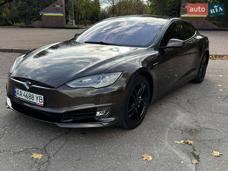 Лифтбек Tesla Model S 2013 в Кропивницком фото 11 Лифтбек Tesla Model S 2013 в Кропивницком