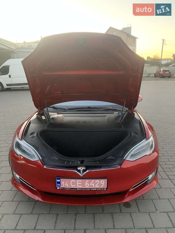 Лифтбек Tesla Model S 2016 в Львове фото 27 Лифтбек Tesla Model S 2016 в Львове