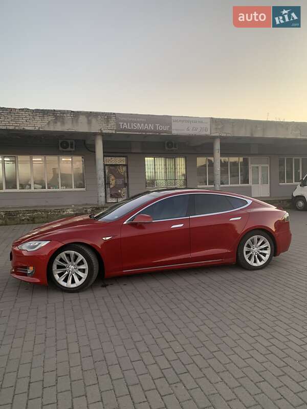 Лифтбек Tesla Model S 2016 в Львове фото 6 Лифтбек Tesla Model S 2016 в Львове