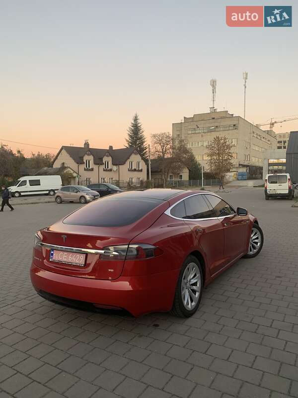 Лифтбек Tesla Model S 2016 в Львове фото 13 Лифтбек Tesla Model S 2016 в Львове