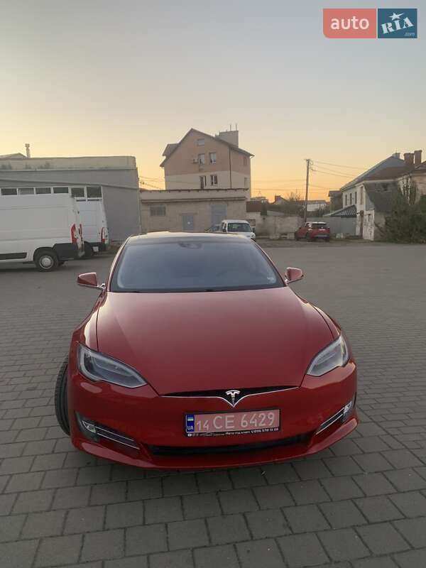 Лифтбек Tesla Model S 2016 в Львове фото 24 Лифтбек Tesla Model S 2016 в Львове