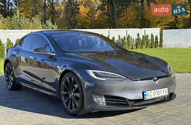 Tesla Model S 2017