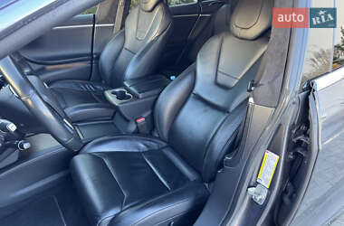 Лифтбек Tesla Model S 2017 в 