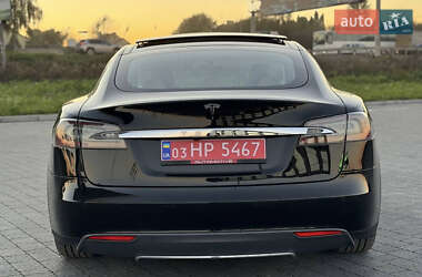 Лифтбек Tesla Model S 2014 в 