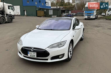 Ліфтбек Tesla Model S 2012 в Києві