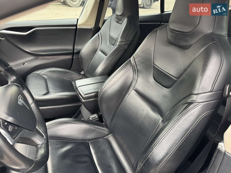 Лифтбек Tesla Model S 2012 в Киеве фото 8 Лифтбек Tesla Model S 2012 в Киеве