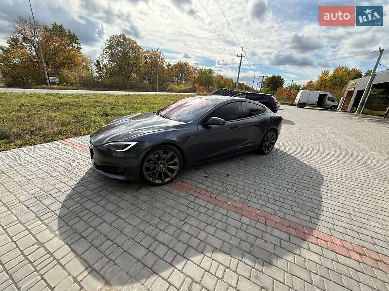 Ліфтбек Tesla Model S 2018 в Вінниці фото 3 Ліфтбек Tesla Model S 2018 в Вінниці