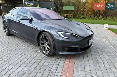 Лифтбек Tesla Model S 2018 в Виннице
