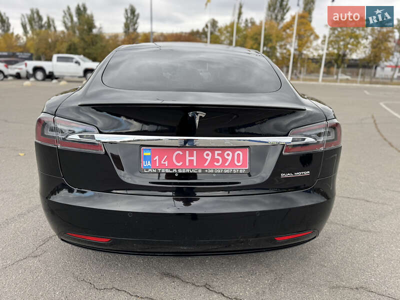 Ліфтбек Tesla Model S 2019 в Дніпрі фото 10 Ліфтбек Tesla Model S 2019 в Дніпрі