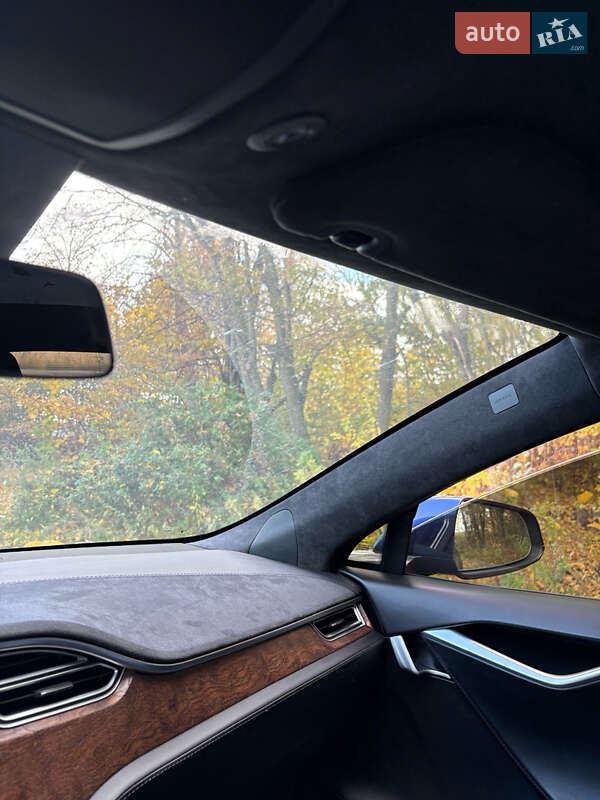 Лифтбек Tesla Model S 2017 в Ирпене фото 5 Лифтбек Tesla Model S 2017 в Ирпене