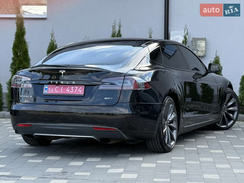 Лифтбек Tesla Model S 2015 в Дрогобыче фото 26 Лифтбек Tesla Model S 2015 в Дрогобыче
