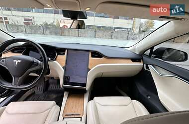 Лифтбек Tesla Model S 2019 в Тернополе
